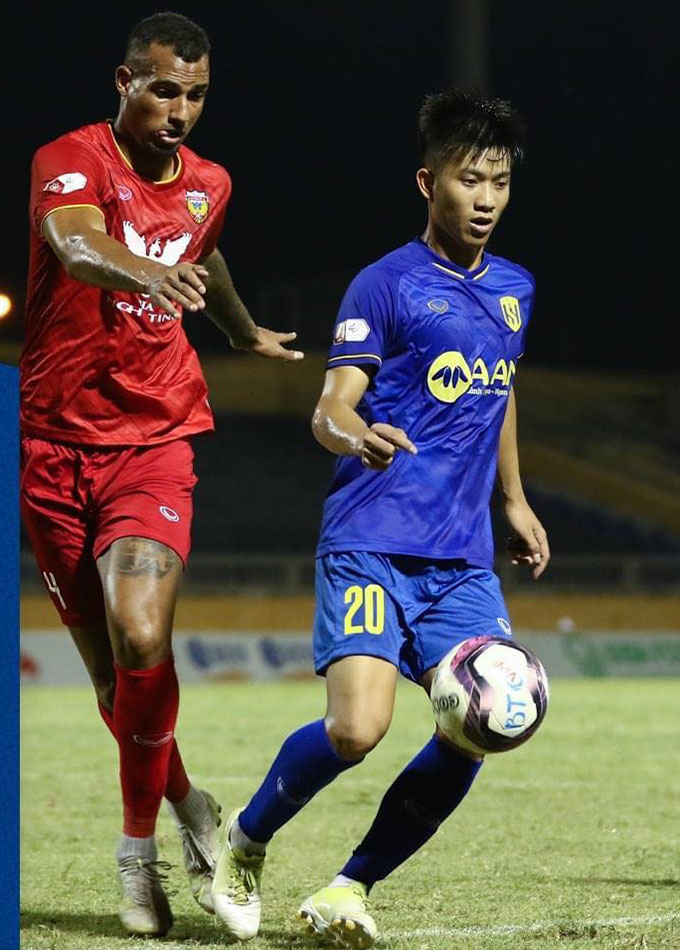 Trực tiếp b&oacute;ng đ&aacute; SLNA vs H&agrave; Tĩnh 18h 15/7 - V.League 2022: Link xem trực tiếp SLNA tr&ecirc;n VTV Full HD