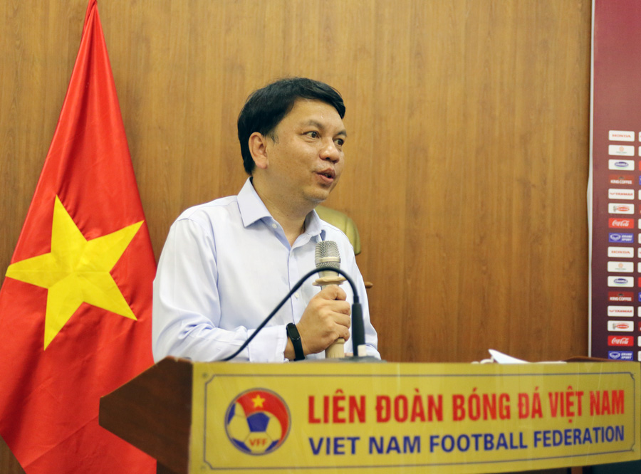 Tin bóng đá Việt Nam 31/8: HLV Park nhận tối hậu thư từ VFF; Quang Hải lập kỷ lục khó tin ở Ligue 2
