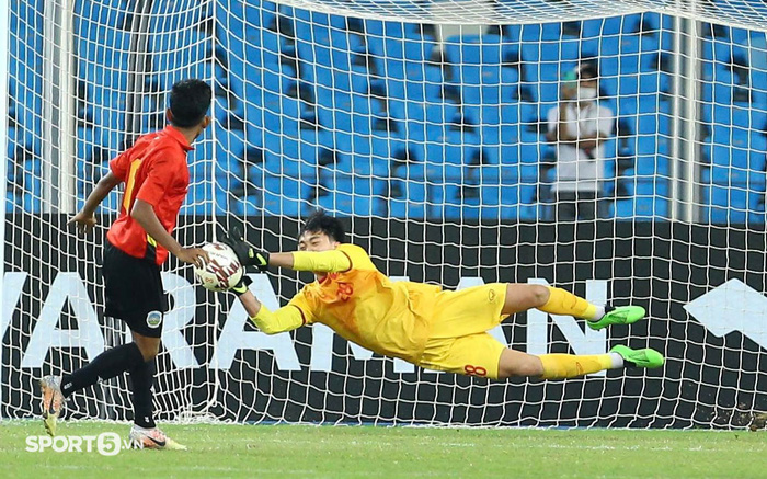 Bất lực trước ĐT Việt Nam, HLV Timor Leste thừa nhận sự thật phũ phàng sau trận bán kết U23 ĐNÁ