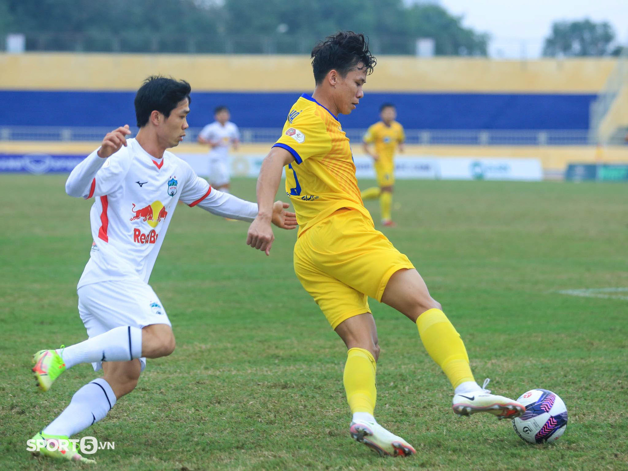 Kết quả V.League 2022 hôm nay: HAGL nhận thất bại thứ 7 liên tiếp; Ngôi đầu BXH tiếp tục đổi chủ