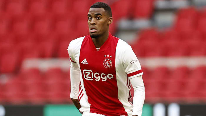 ryan-Gravenberch-ajax