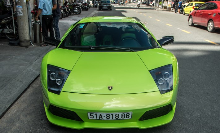 siêu xe của đại gia Minh nhựa, Lamborghini màu xanh cốm