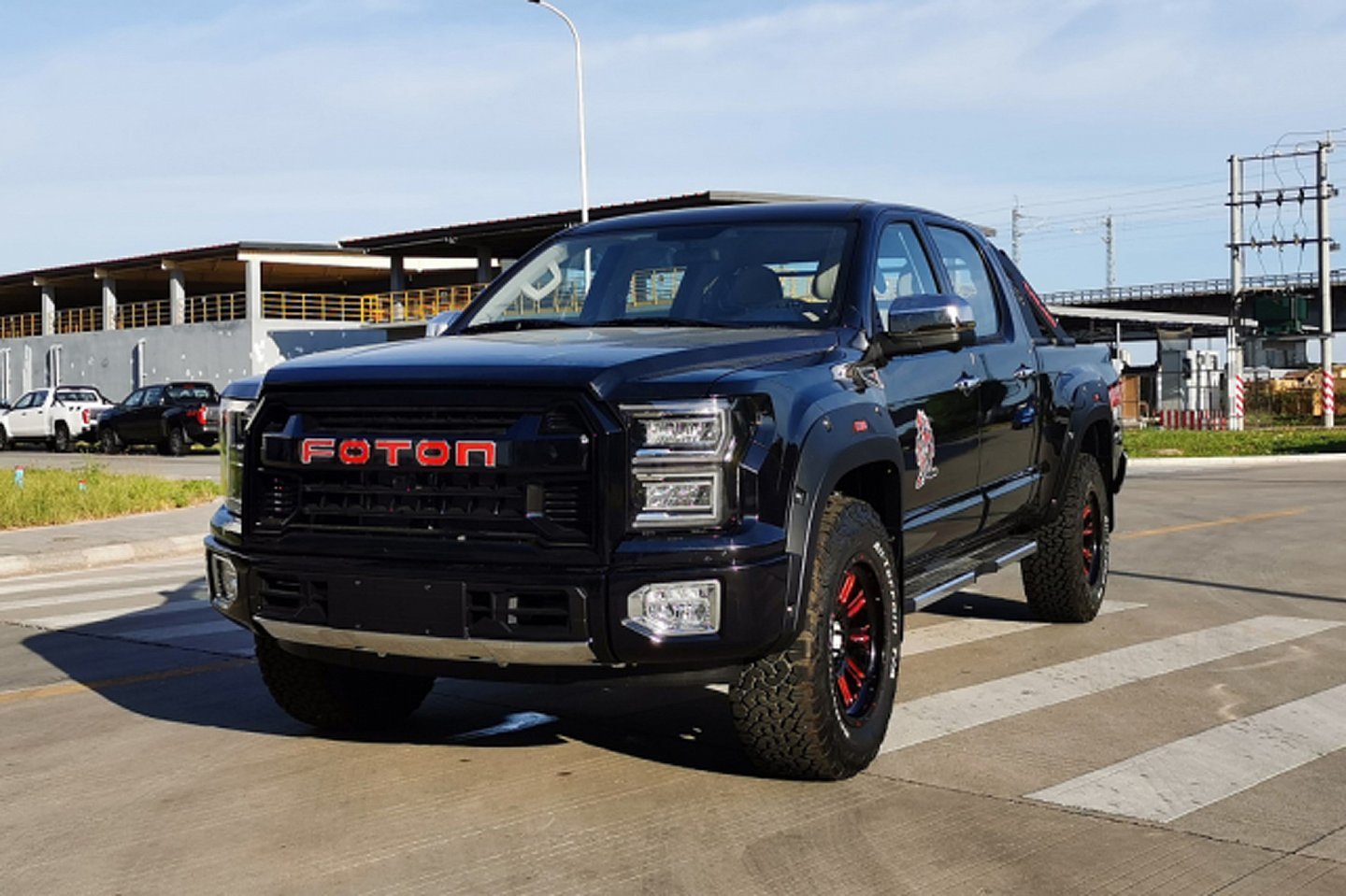 Foton Da Jiang Jun đạo nhái Ford F-150 Raptor 2020