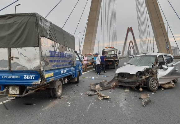 kia morning tai nạn