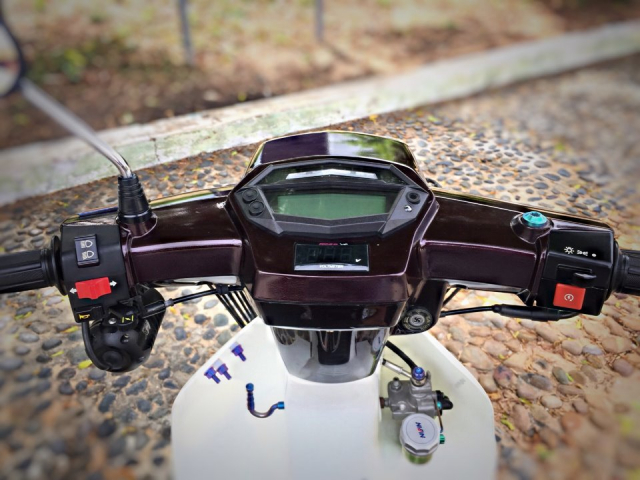 Choáng ngợp với màn hồi sinh Honda Dream cực chất khiến triệu người mê mẩn