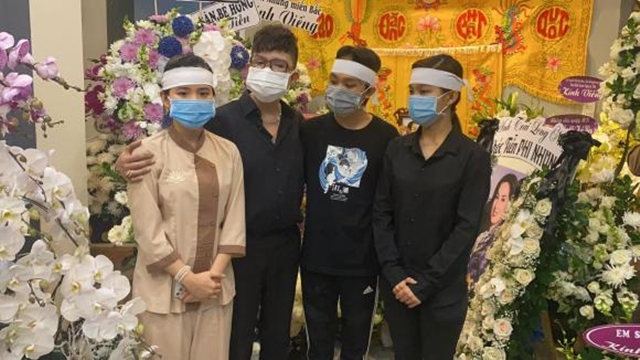 phi-nhung-long-nhat-5