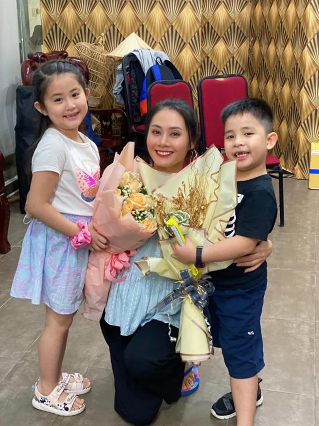 con-nuoi-hoai-linh-3