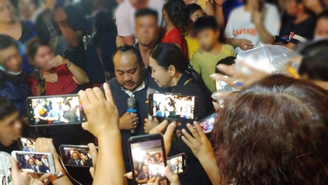 dam-tang-nghe-si-anh-hoa-1