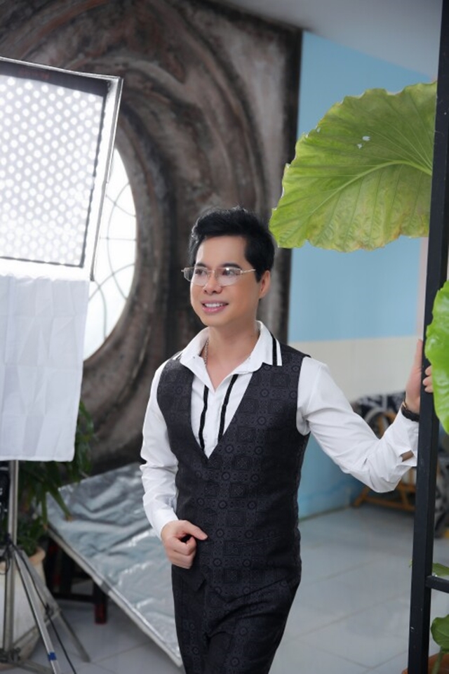 ngoc-son-phi-nhung-1