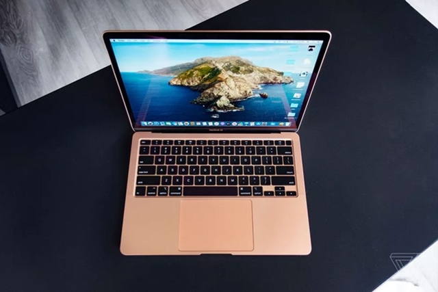 macbook-mo-khoa-bang-faceid-3