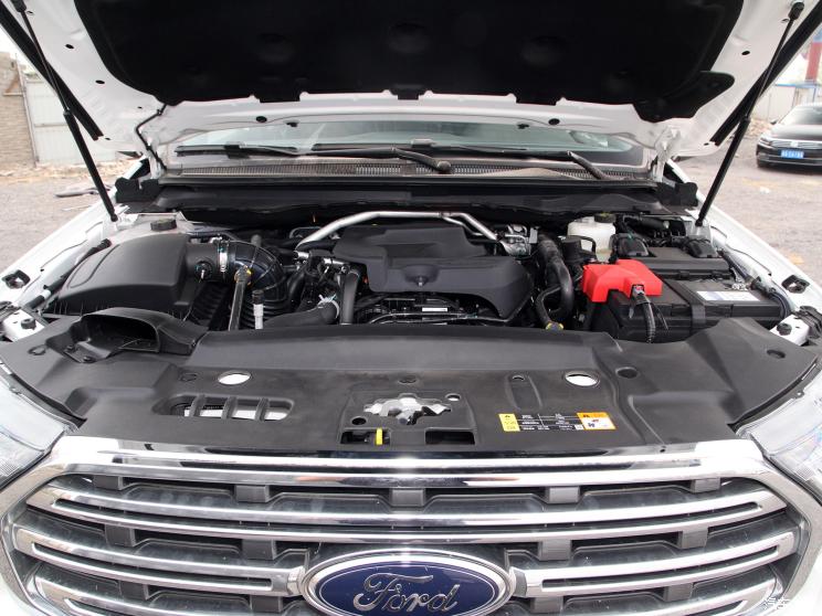 Ford Everest có thêm động cơ xăng 2.3L mới công suất mạnh chưa từng thấy