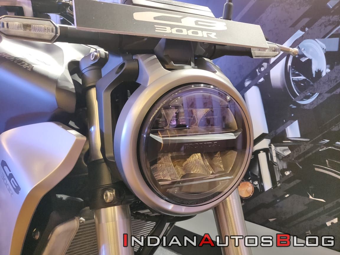 Honda CB300R 2021 g&acirc;y sốt v&igrave; ngoại h&igrave;nh qu&aacute; đẳng cấp