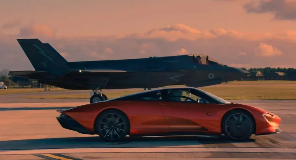 Siêu xe McLaren Speedtail 'tỉ thí' với máy bay phản lực F35 và cái kết nghẹt thở