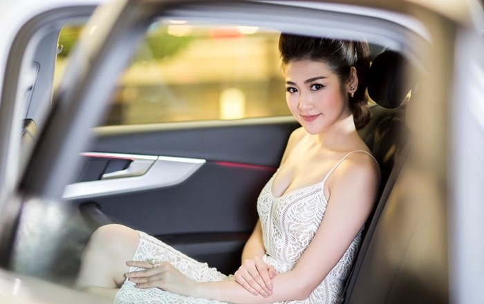 Nhân ngày 8/3 cùng chiêm ngưỡng vẻ đẹp của các chị em bên xế cưng