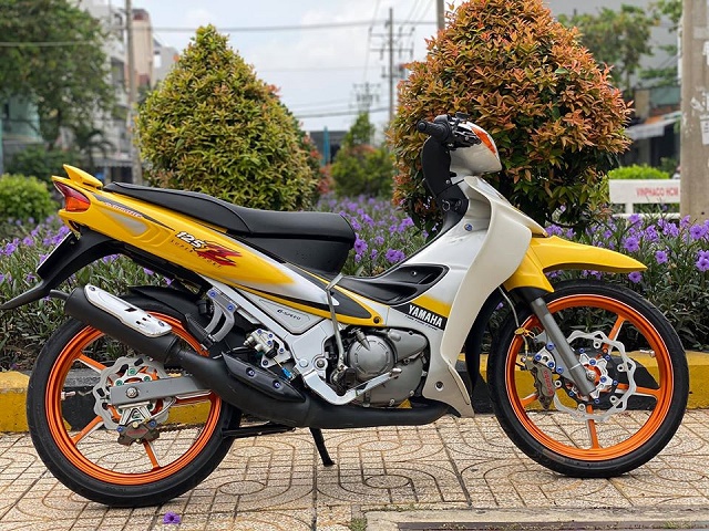 Dân buôn hét giá xe máy Yamaha 125ZR bản đặc biệt hơn 400 triệu đồng ngang  VinFast Fadil  Tuổi Trẻ Online