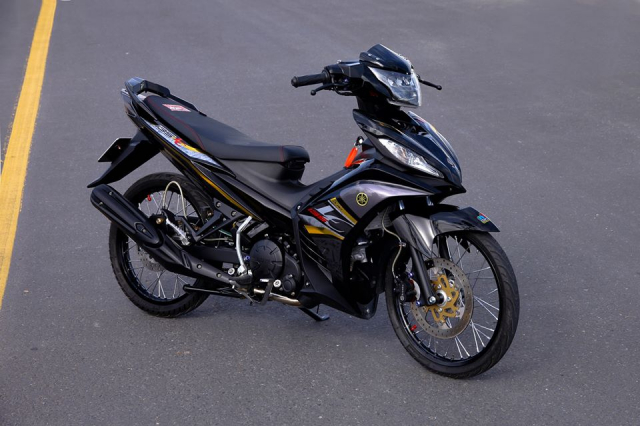 Yamaha Exciter phủ carbon hơn 15 triệu đồng tại Việt Nam  Xe độ