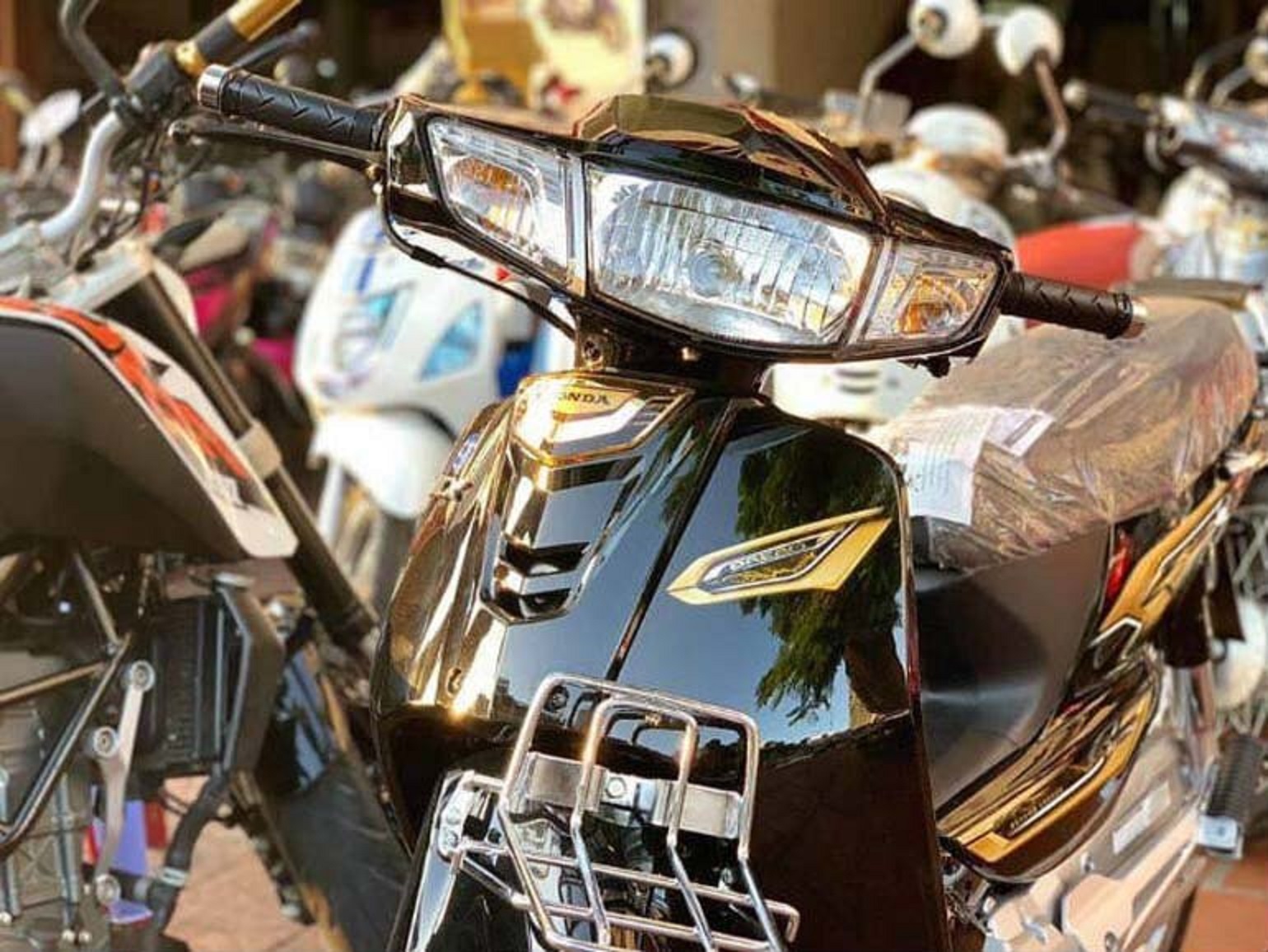 Honda Dream 2021 trình làng Giá về Việt Nam còn chát hơn SH  Xe máy   Việt Giải Trí