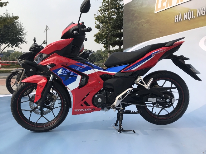 Giá lăn bánh Honda Winner X thế hệ mới vừa ra mắt cực hấp dẫn Yamaha Exciter lạnh gáy