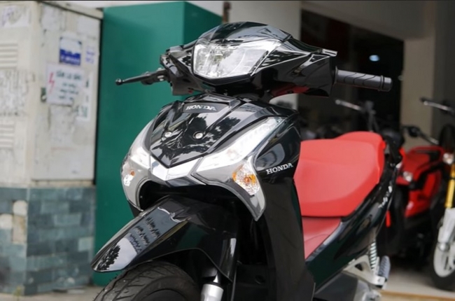 Giá bán Honda Wave 125i nhập Thái ở mức khó tin, khách Việt chốt đơn vì xe quá đẹp