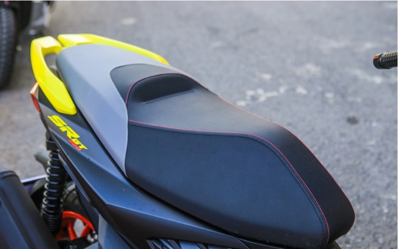 ‘Excellent’ scooter launched to Vietnamese customers: Confronting Honda Air Blade 160, the price makes Honda SH ‘cry out’