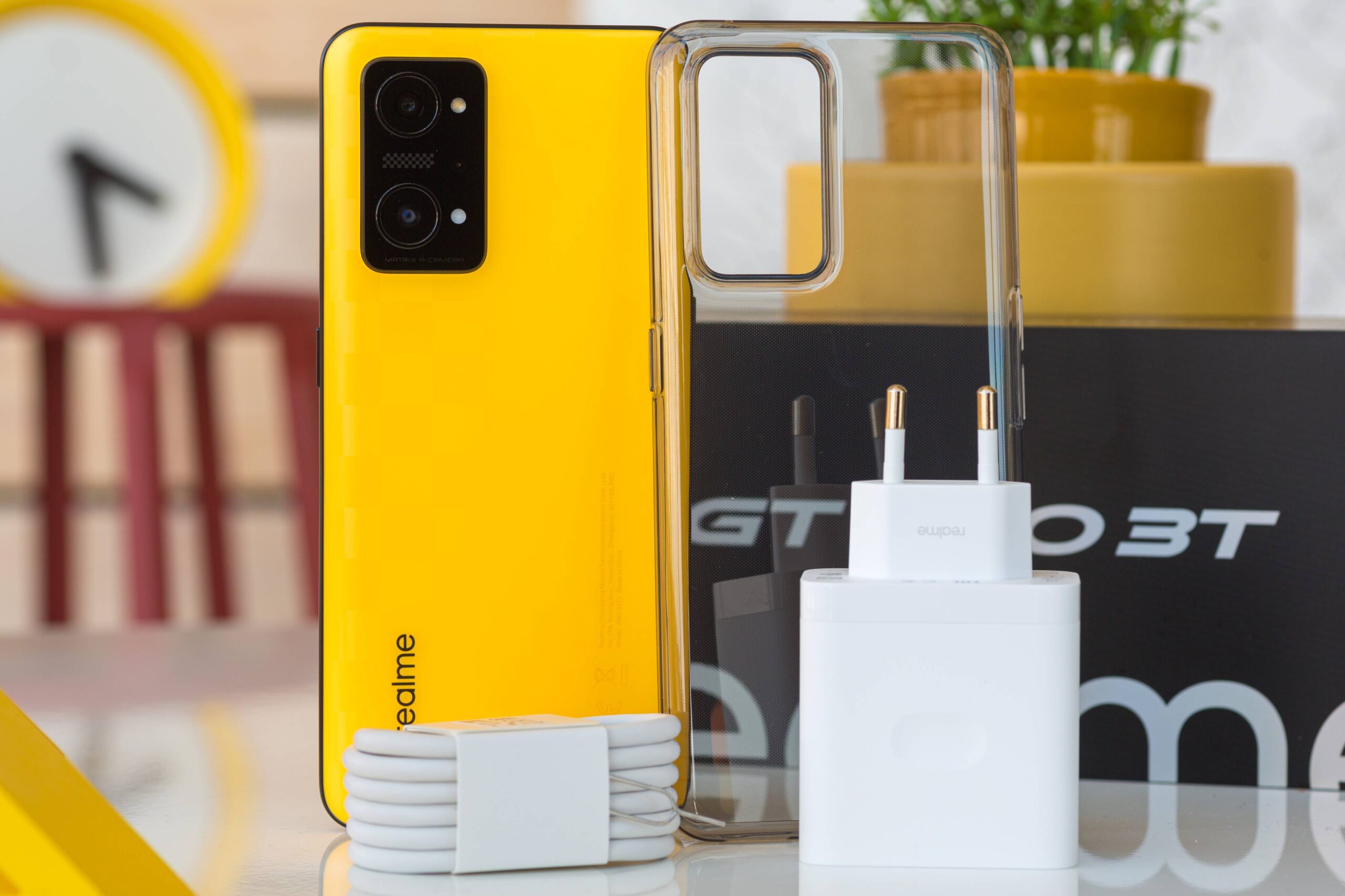 Realme GT Neo 3T officially launched with dragon chip, 80W charger from 8.8 million