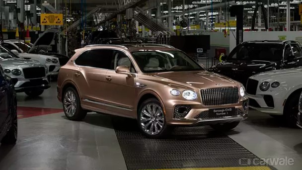 Bentley Bentayga EWB begins production