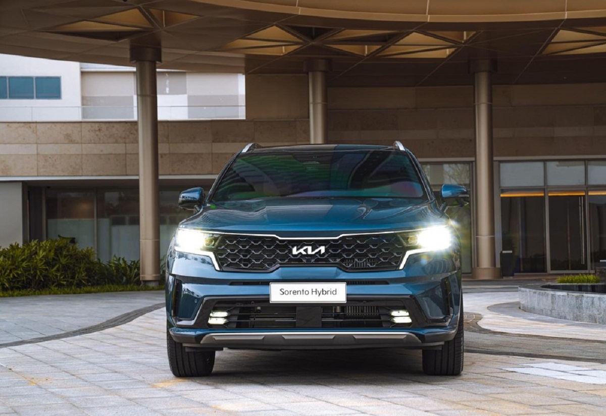 Kia Sorento 2023 new version revealed, revealing price and impressive upgrade series