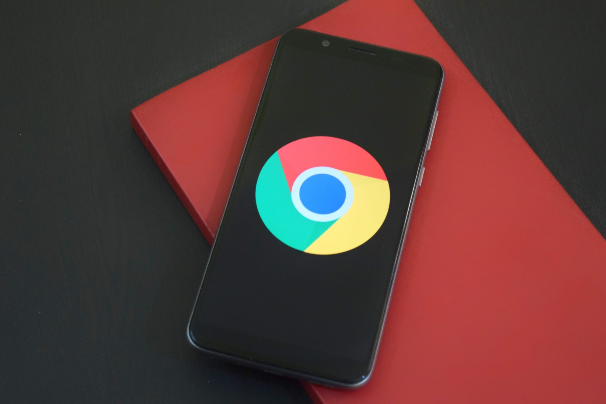 Google Chrome nâng tầm đa nhiệm trên smartphone Android với tính năng Instance Switcher mới