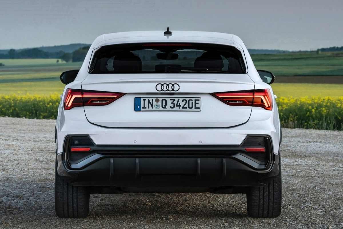 Audi Q3 Sportback 2023 trình làng với giá từ 1,46 tỷ đồng, thiết kế và trang bị đều xuất sắc ảnh 2