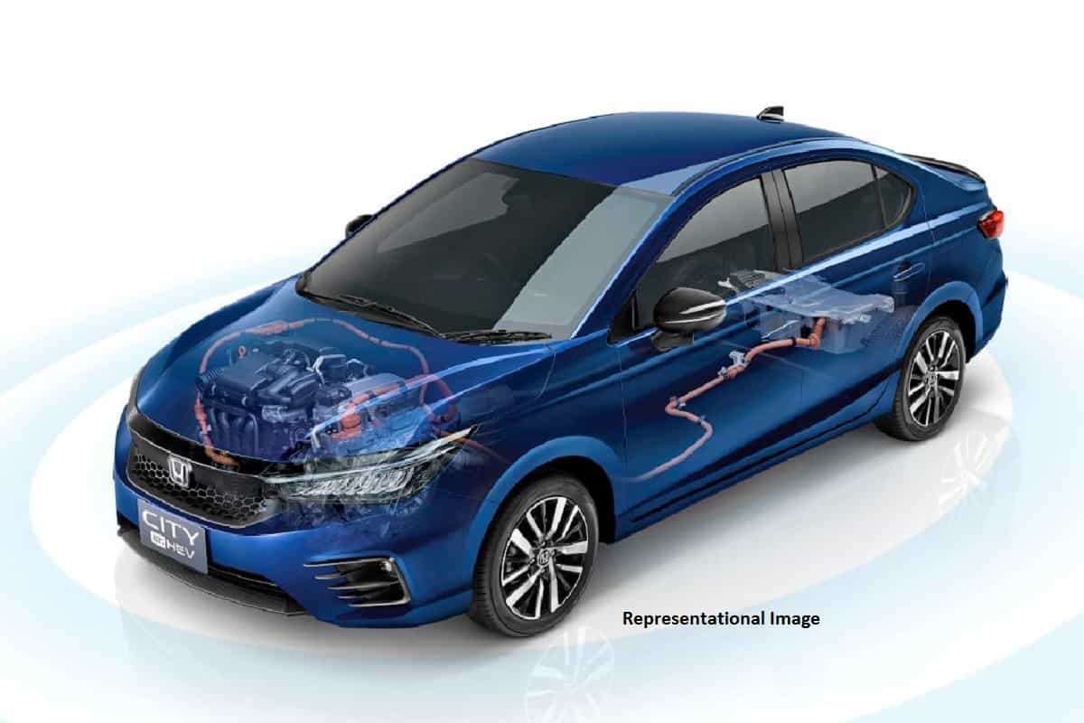 Honda City 2023 rục rịch ra mắt ngay tháng sau, sẵn sàng cho Hyundai Accent và Toyota Vios ‘rớt đài’ ảnh 1