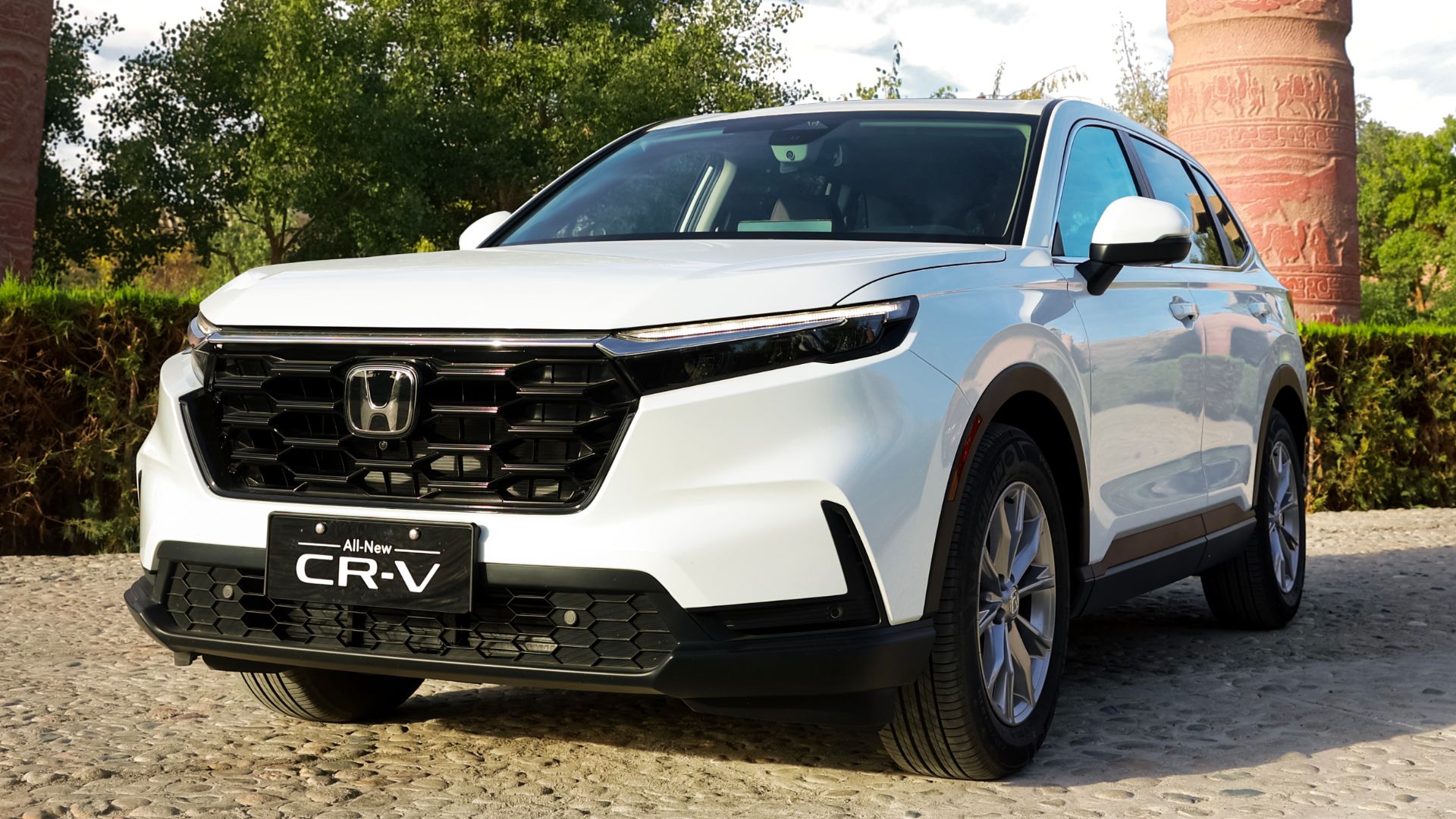 Honda CR-V 2023 will have a more sporty RS version, closing the launch date at the end of this March