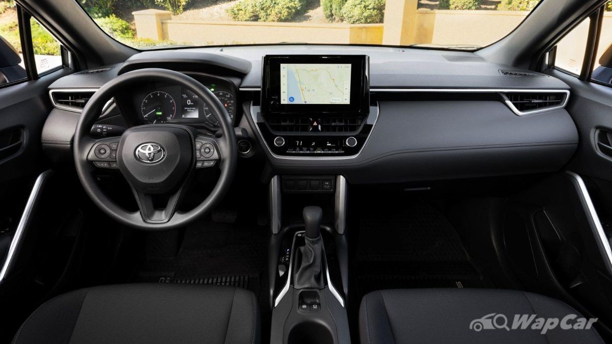 Toyota Corolla Cross 2023 Hybrid chốt lịch mở bán, thêm trang bị và công nghệ cực xịn xò