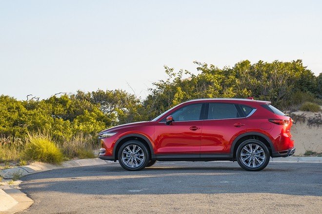 Giá xe Mazda CX-5 lăn bánh tháng 4/2023: Đè bẹp Honda CR-V và Hyundai Tucson bằng ưu đãi siêu khủng ảnh 2