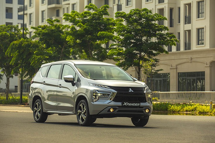 Giá xe Mitsubishi Xpander lăn bánh tháng 4/2023: Hút khách bằng ưu đãi, ‘chèn ép’ Toyota Veloz Cross ảnh 1