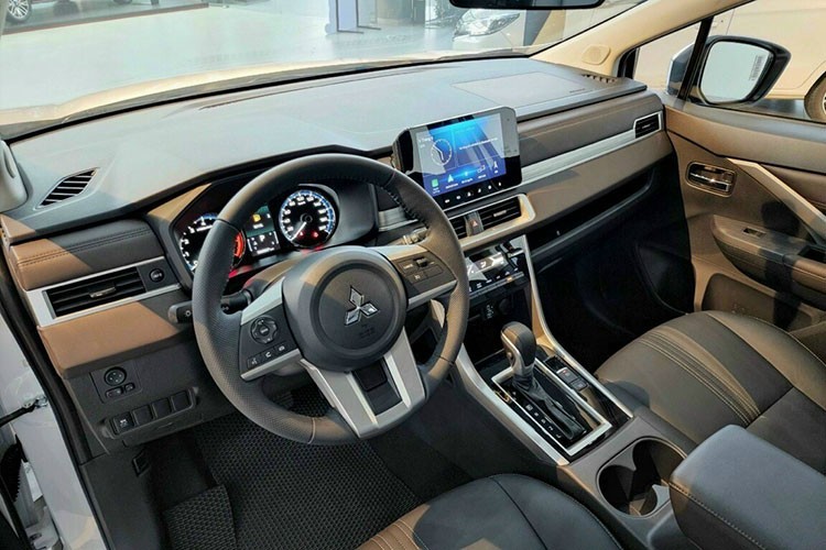 Mitsubishi Xpander giảm giá cực sâu tới 63 triệu đồng, khiến Toyota Veloz Cross ‘khóc cạn nước mắt’ ảnh 3