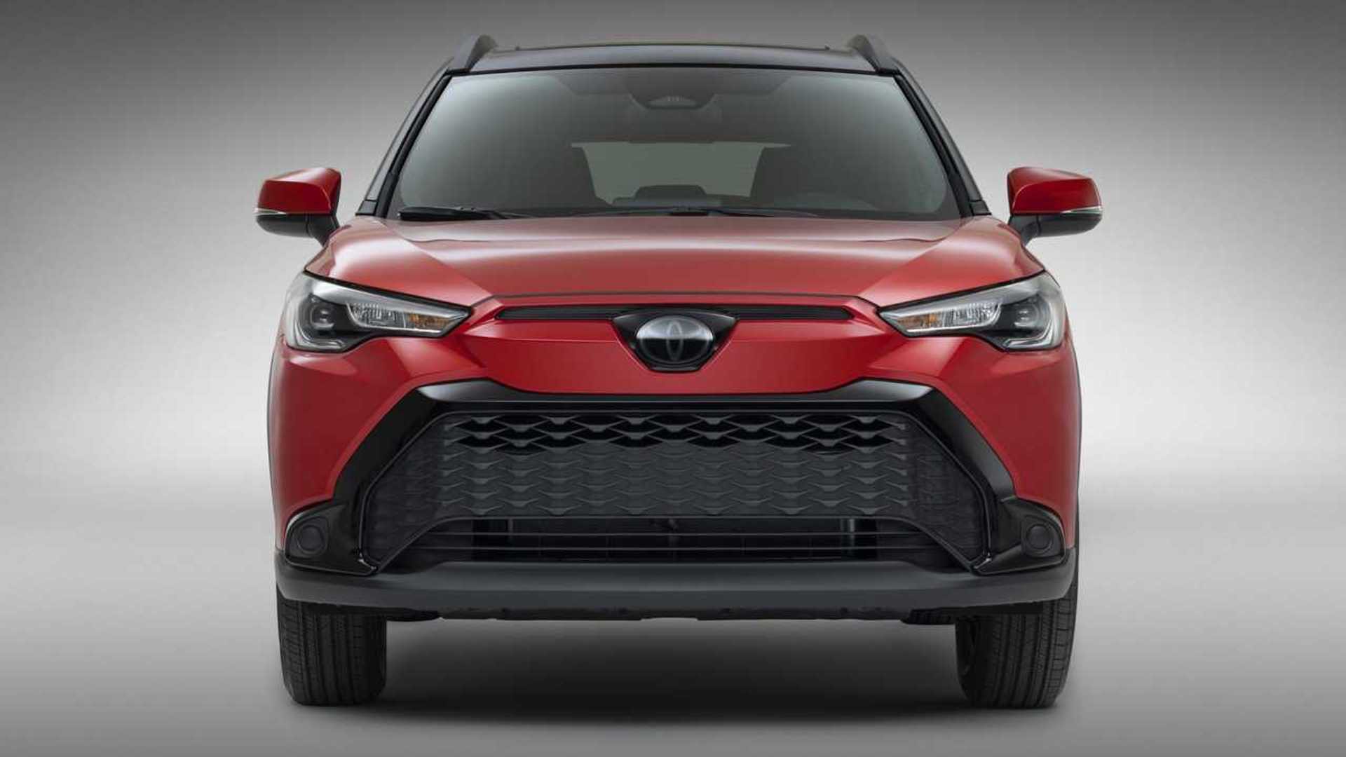 Toyota Corolla Cross Hybrid 2023 closes the price at an unbelievable level, ready to break the segment in June