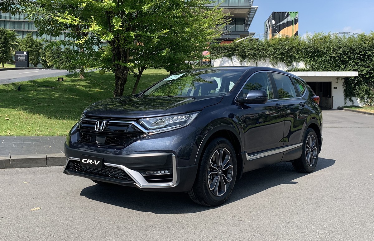 Giá xe Honda CR-V 2022 mới nhất tháng 5: Giảm giá, tăng ưu đãi khiến dân tình phát sốt