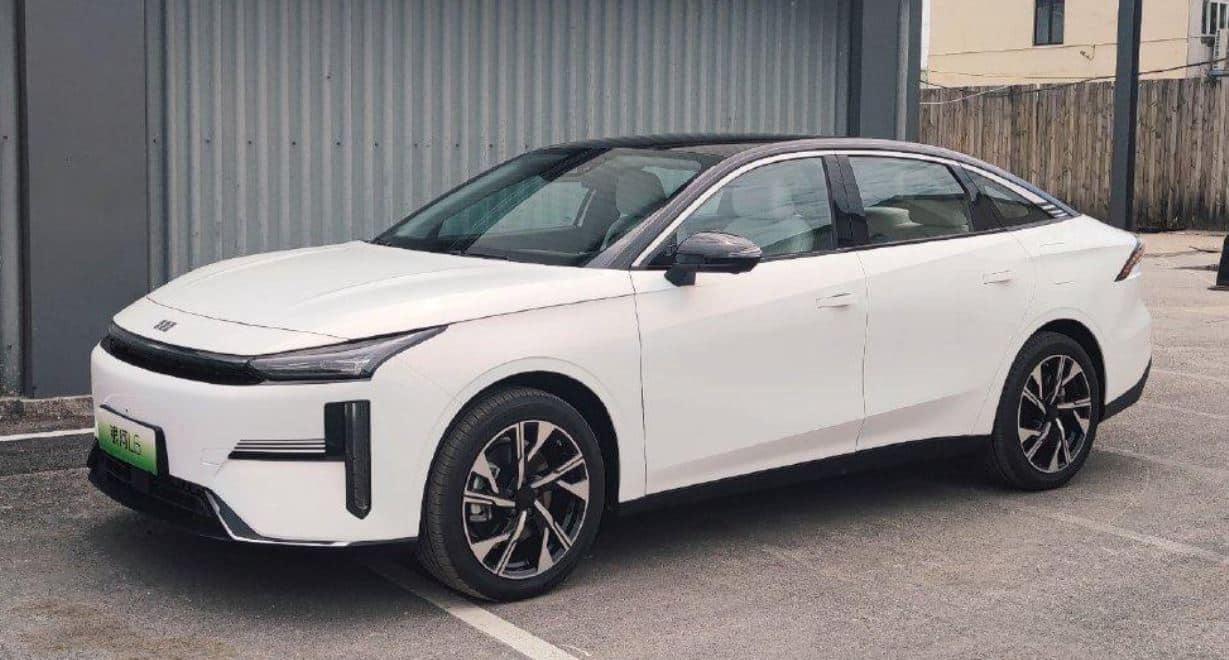BYD is about to return to Vietnam to reveal a dreamlike sedan, equipment and engine to please customers