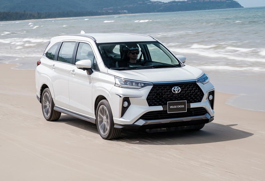 Giá lăn bánh Toyota Veloz Cross tháng 5/2023: Quyết ‘hủy diệt’ Mitsubishi Xpander nhờ ưu đãi khủng ảnh 3