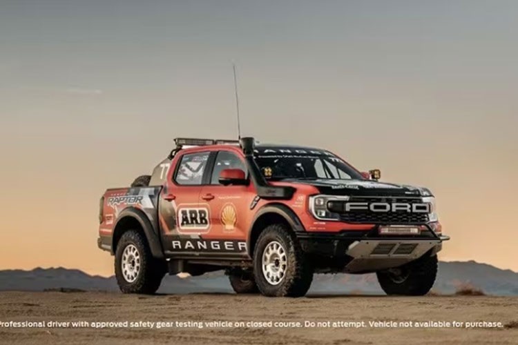Hé lộ thêm về chiếc xe vô địch Baja 1000, Ford Ranger Raptor  trước thềm giải đua Finke Desert Race ảnh 1