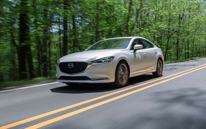 Giá lăn bánh Mazda6 tháng 6/2023: Rẻ hơn nhiều so với Kia K5, đủ sức làm khó Toyota Camry ảnh 4