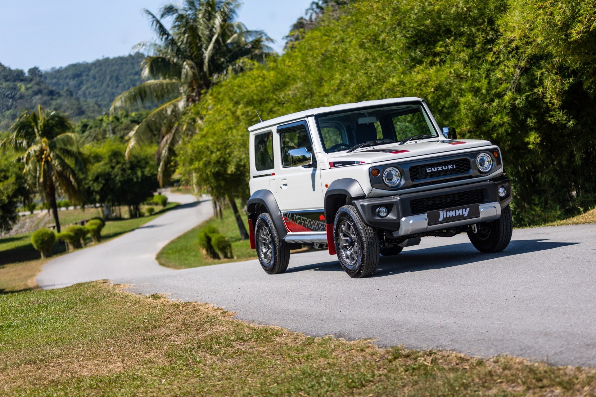 Suzuki Jimny ra mắt phiên bản đặc biệt, thiết kế ngoại thất nhiều điểm nhấn dễ ‘gây sốt’