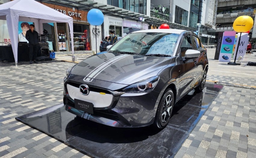 Mazda2 2023 ra mắt: Nâng cấp trang bị, tinh chỉnh ngoại thất, chờ ngày về Việt Nam ‘đấu’ Honda City