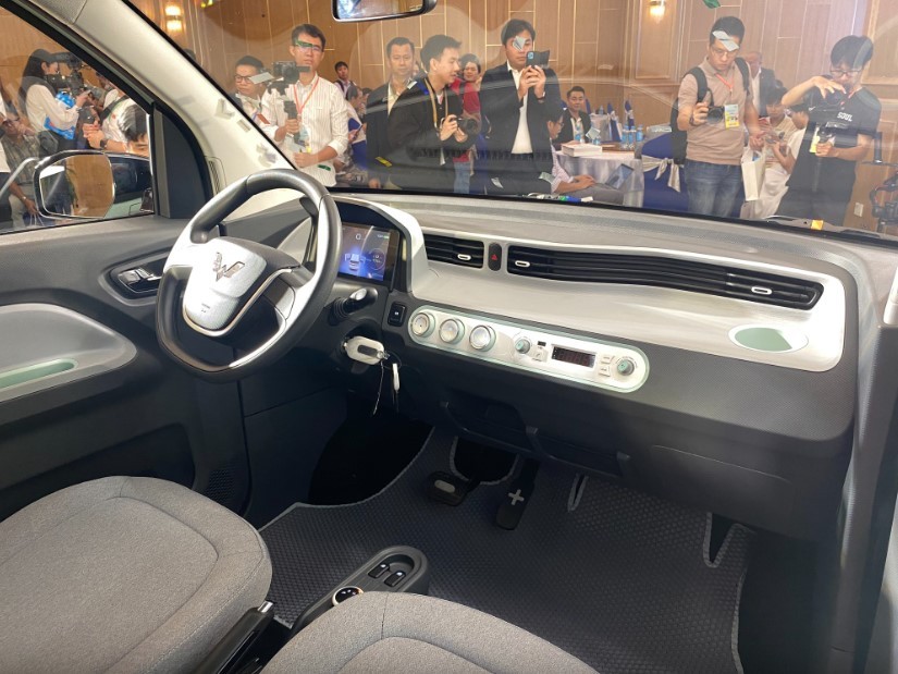 Wuling Hongguang Mini EV chính thức ra mắt khách hàng Việt Nam với giá bán rẻ nhất thị trường ảnh 4