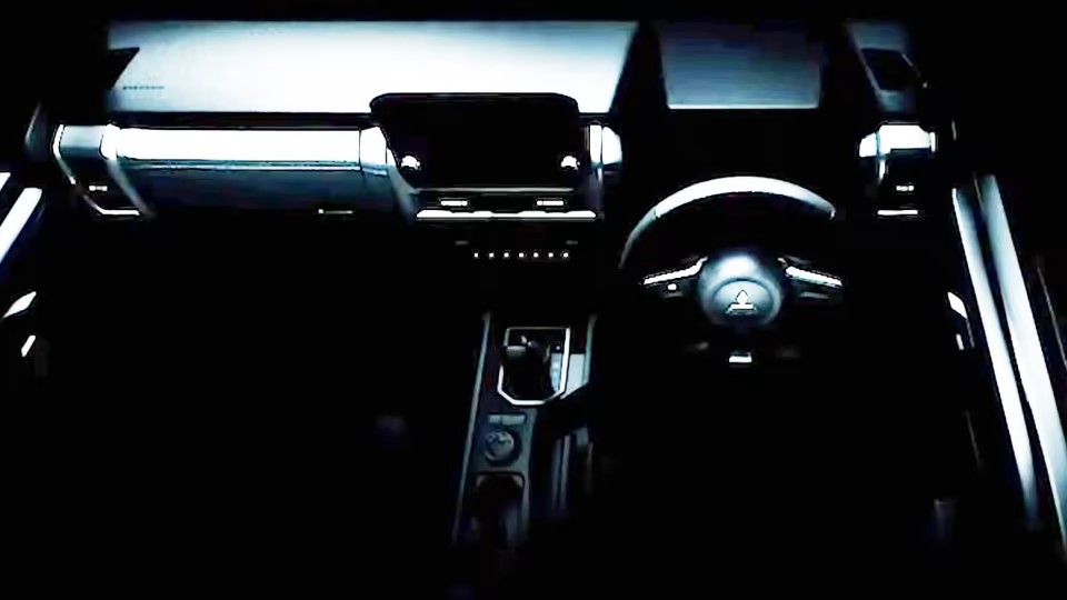 Mitsubishi Triton 2024 sử dụng khung gầm hoàn toàn mới, thêm sức mạnh ‘đua tranh’ cùng Ford Ranger