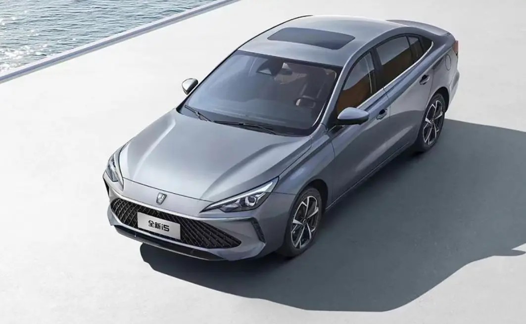 Mẫu sedan ‘chung mâm’ với Hyundai Elantra ra mắt phiên bản mới, giá chỉ từ 228 triệu đồng
