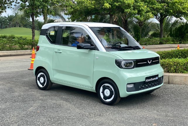 Lộ diện Wuling Hongguang Mini EV phiên bản mới: Diện mạo thêm điểm nhấn, ‘to, khỏe’ hơn