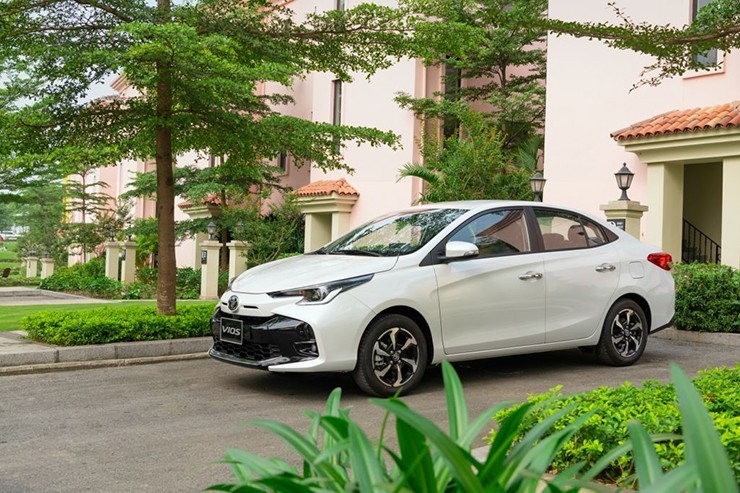 Giá xe Toyota Vios lăn bánh tháng 7/2023: ‘Rẻ như cho’, thách thức Honda City và Hyundai Accent ảnh 1