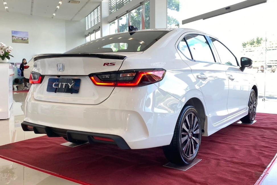 Honda City 2023 giảm giá cực sâu, quyết cho Toyota Vios và Hyundai Accent ‘nếm mùi đau khổ’ ảnh 3