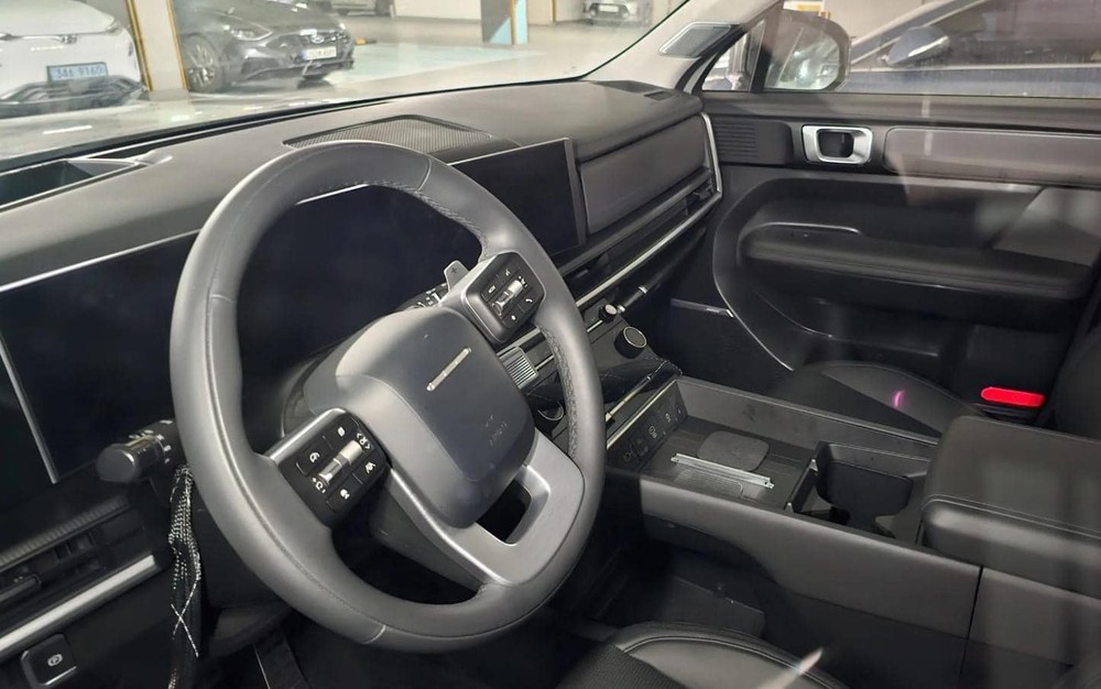 Lộ ảnh thực thế nội thất Hyundai Santa Fe 2024, đẹp ngang xe sang, ‘thách thức’ Toyota Fortuner